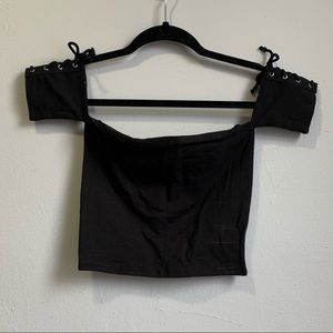 LF Emma & Sam Black Cropped Tee